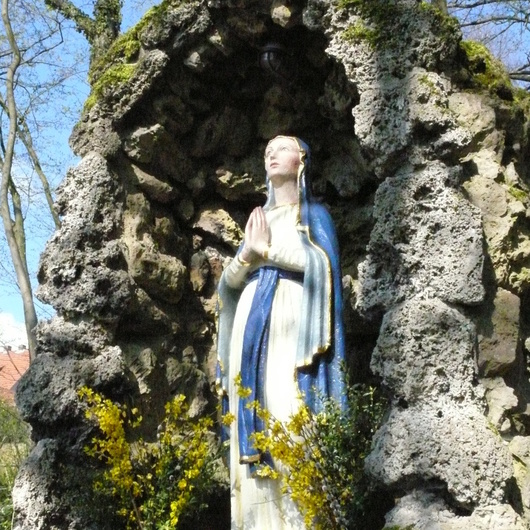 Mariengrotte, Hambach